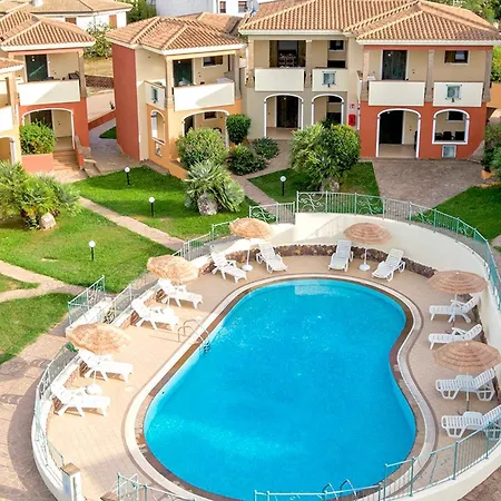 With Panoramic Swimming Pool In 3*