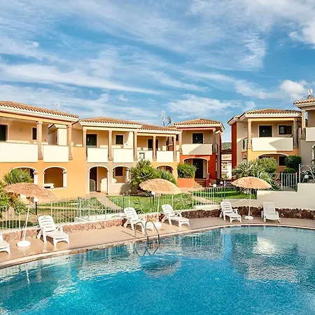 With Panoramic Swimming Pool In Aparthotel